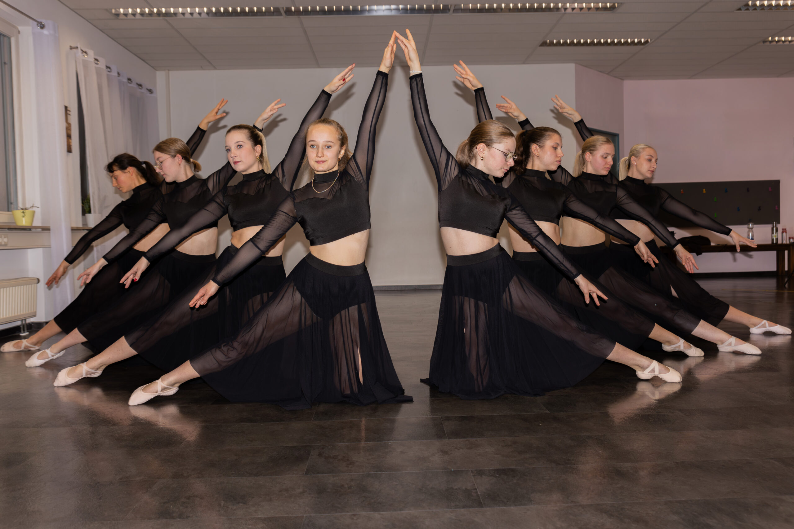 Danceacademy-Anna-Weingarten_Angebot_.Tanz-Company-Gruppe